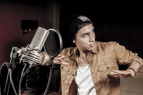 singer-1415363_1280.jpg
